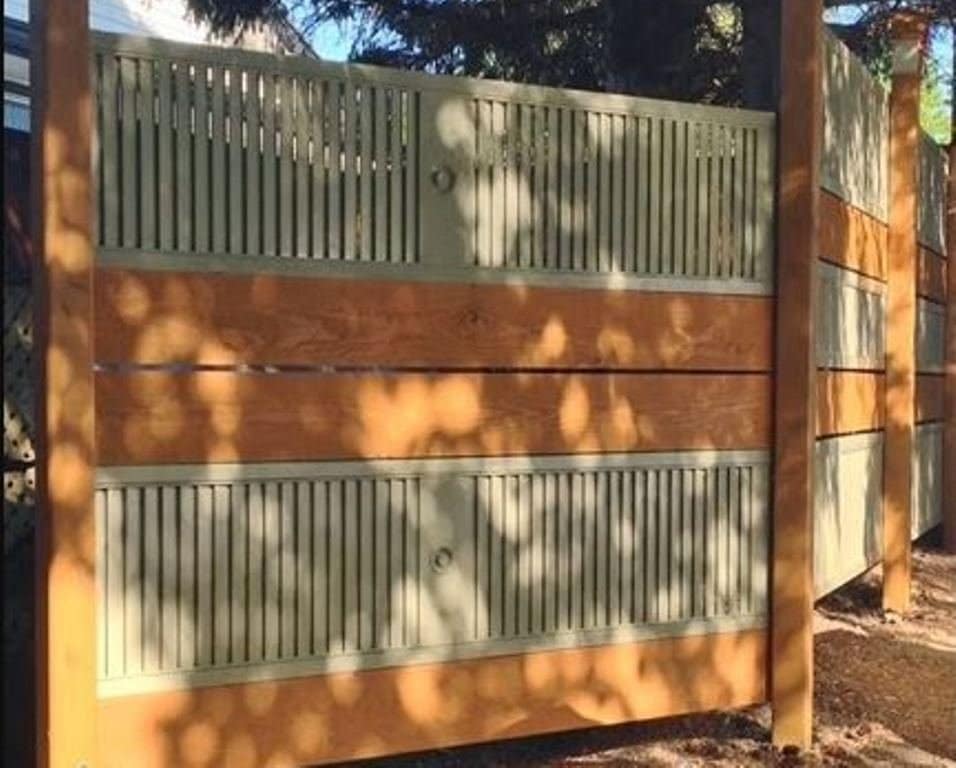 DIY privacy fence