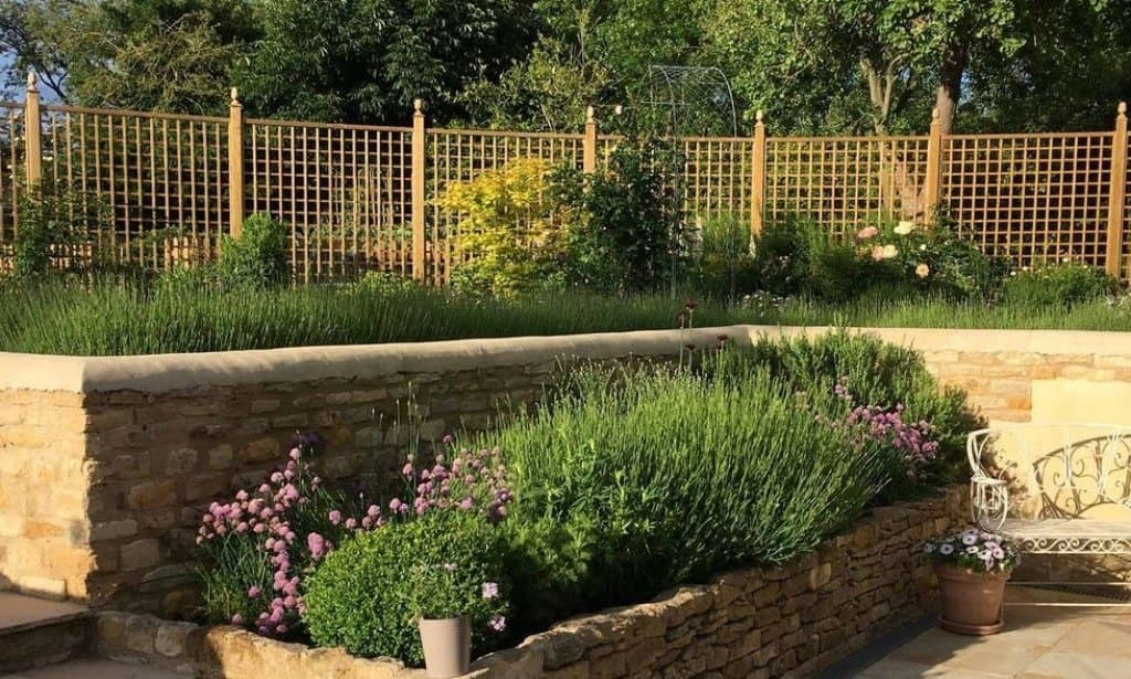 Open and plain trellises